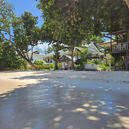 La Digue Luxury Beach & Spa Exterior photo