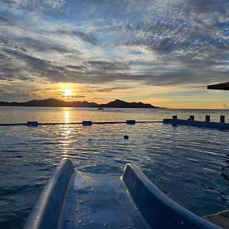 La Digue Luxury Beach & Spa Exterior photo