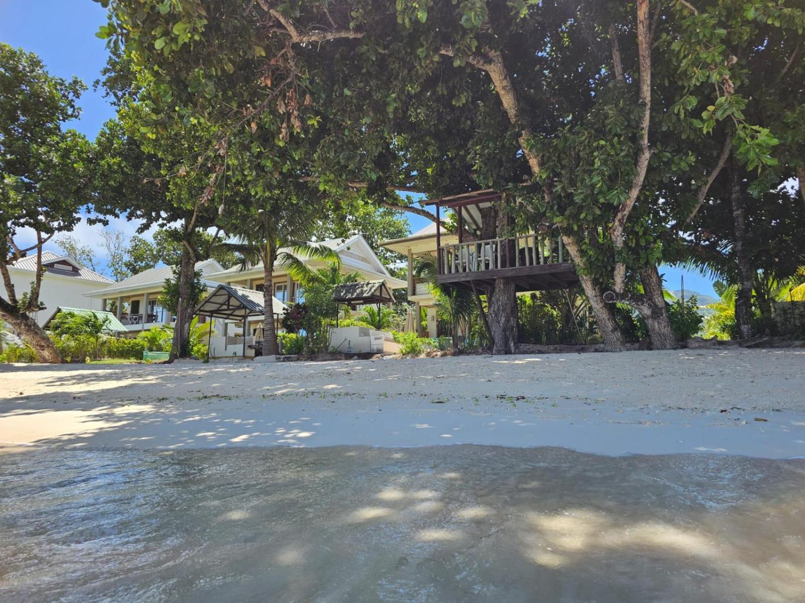 La Digue Luxury Beach & Spa Exterior photo